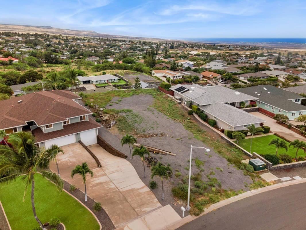 Bridge Loan for Vacant Land Refinance in Waikoloa, Hawaii in Waikoloa, HI