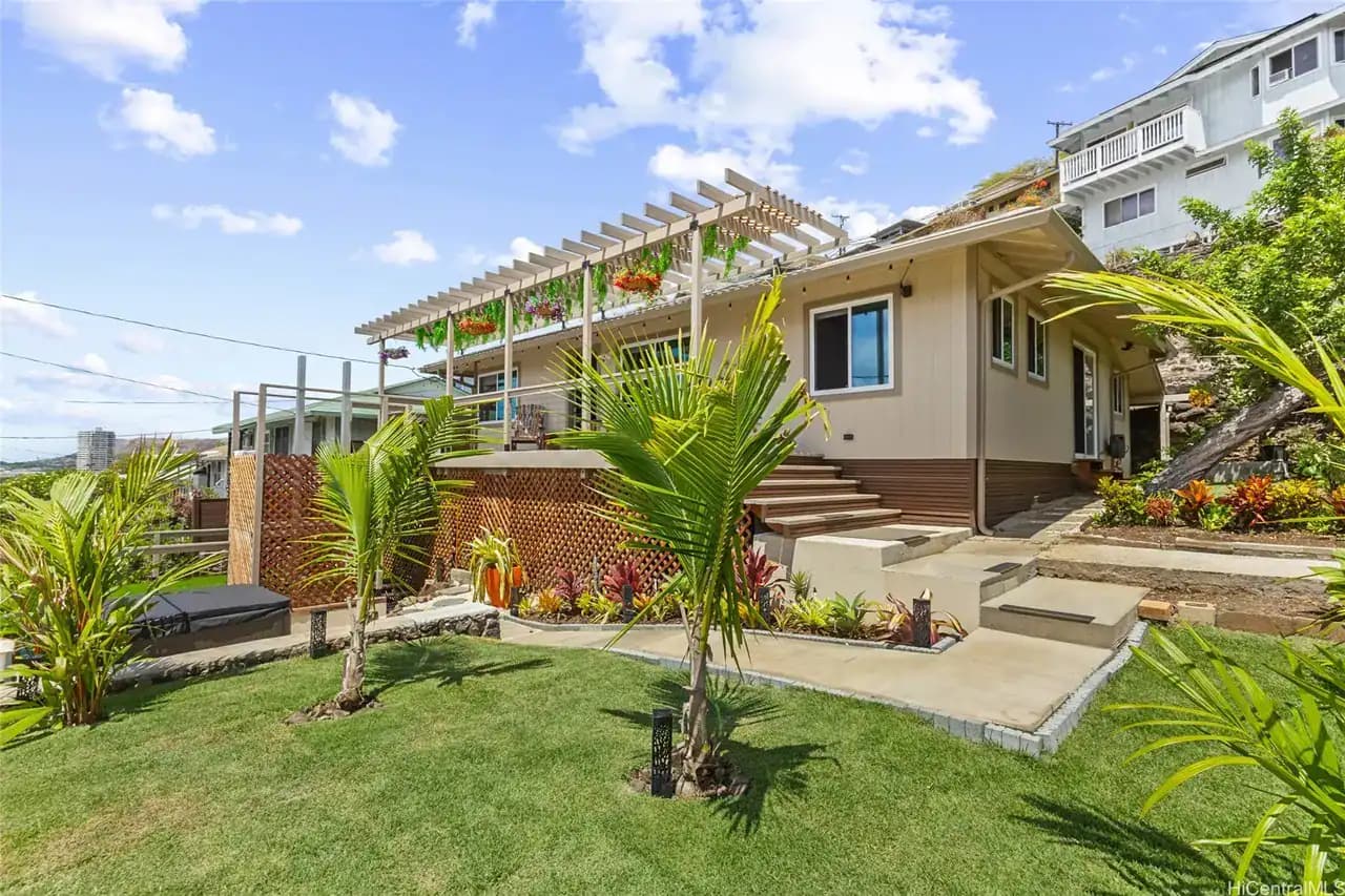 Equity Cash-Out Hard Money Loan for SFR in Honolulu, Hawaii in Honolulu, HI