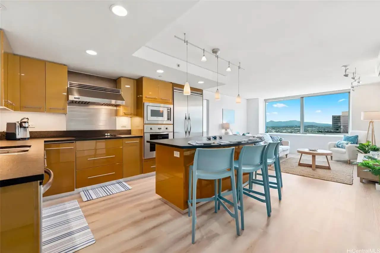 Bridge Loan for Condotel Purchase in Honolulu, Hawaii in Honolulu, HI